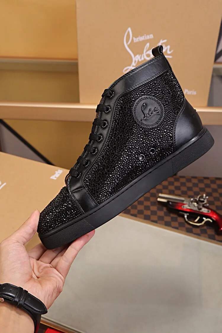 Ex-factory price 480. christian louboutin (CL red sole shoes) counter hot diamond series, high-top casual sneakers for couples 📢 📢 📢 Exclusive hot style release 🎈🎈💪 Movable latex feet 👻 Finished outsole sewing line [satisfied] 😝Female 35-40# Male 38#-46, global supply😝 [Top version]: original imported cowhide upper, top original leather lining, original molded TPU outsole, original 1:1 detail processing, original shoe last, large quantity available from stock,
